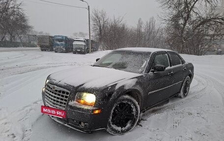 Chrysler 300C II, 2004 год, 860 000 рублей, 8 фотография