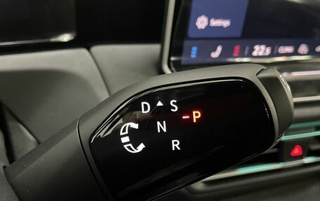 Volkswagen Tiguan, 2025 год, 4 870 000 рублей, 15 фотография