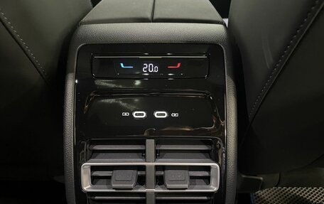 Volkswagen Tiguan, 2025 год, 4 870 000 рублей, 19 фотография