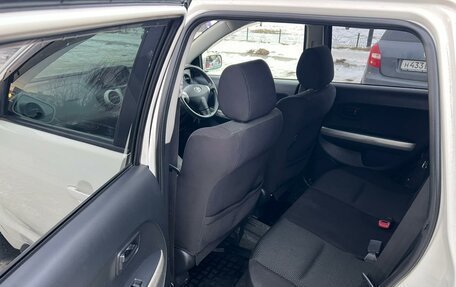 Toyota Ist II, 2004 год, 579 000 рублей, 11 фотография