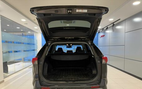 Toyota RAV4, 2021 год, 2 547 000 рублей, 7 фотография