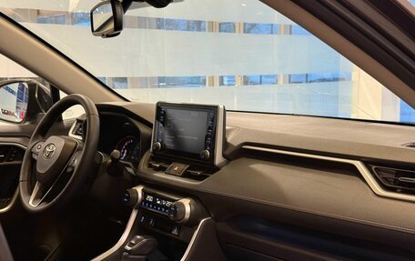 Toyota RAV4, 2021 год, 2 547 000 рублей, 9 фотография