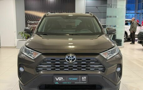 Toyota RAV4, 2021 год, 2 547 000 рублей, 2 фотография