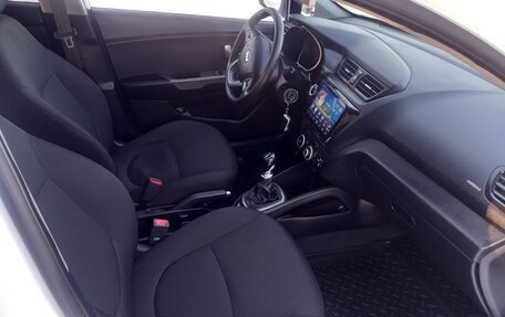 KIA Rio III рестайлинг, 2013 год, 795 000 рублей, 12 фотография