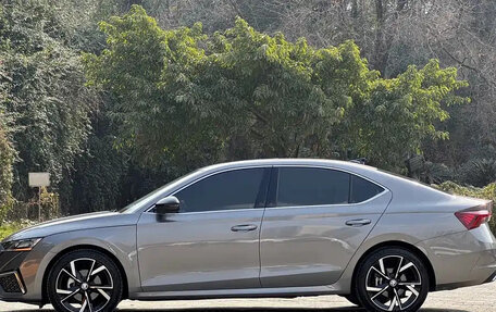 Skoda Octavia IV, 2022 год, 1 930 000 рублей, 3 фотография