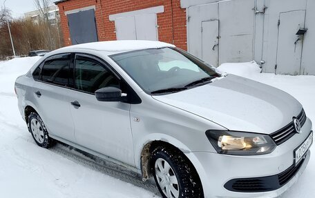 Volkswagen Polo VI (EU Market), 2011 год, 450 000 рублей, 3 фотография
