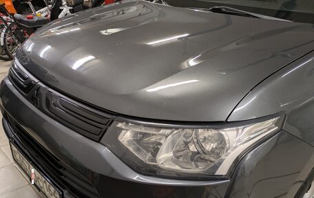 Mitsubishi Outlander III рестайлинг 3, 2013 год, 1 500 000 рублей, 16 фотография