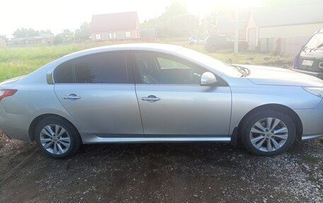 Renault Latitude I, 2010 год, 850 000 рублей, 6 фотография