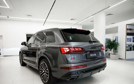 Audi Q7, 2025 год, 15 300 000 рублей, 4 фотография