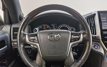 Toyota Land Cruiser 200, 2016 год, 6 790 000 рублей, 10 фотография