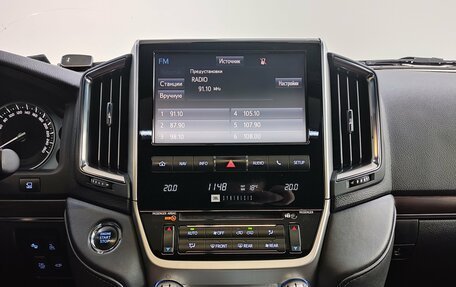 Toyota Land Cruiser 200, 2016 год, 6 790 000 рублей, 11 фотография