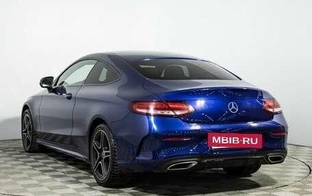 Mercedes-Benz C-Класс, 2018 год, 3 149 585 рублей, 7 фотография