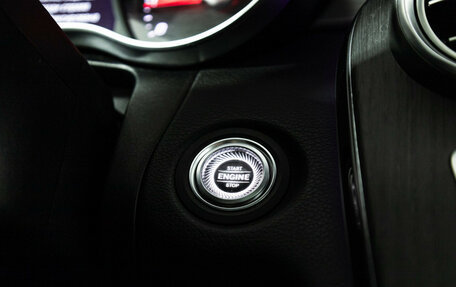 Mercedes-Benz C-Класс, 2018 год, 3 149 585 рублей, 22 фотография