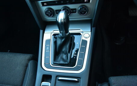 Volkswagen Passat B7, 2015 год, 1 600 000 рублей, 17 фотография