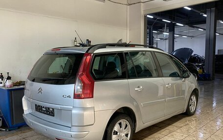 Citroen C4 Picasso II рестайлинг, 2008 год, 499 000 рублей, 2 фотография
