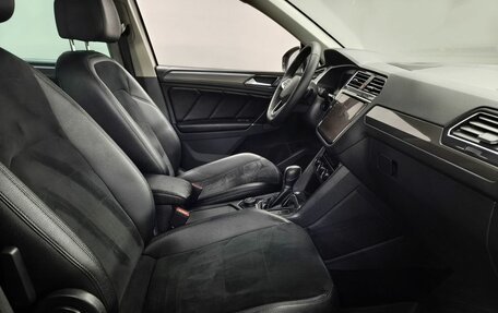 Volkswagen Tiguan II, 2018 год, 2 820 000 рублей, 9 фотография