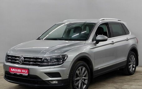 Volkswagen Tiguan II, 2018 год, 2 820 000 рублей, 1 фотография