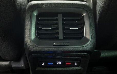 Volkswagen Tiguan II, 2018 год, 2 820 000 рублей, 14 фотография