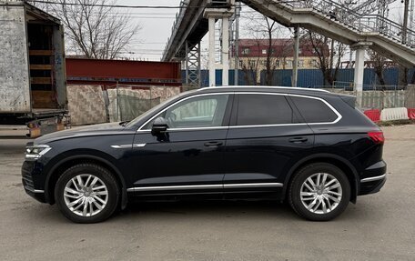 Volkswagen Touareg III, 2019 год, 5 999 000 рублей, 2 фотография
