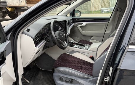 Volkswagen Touareg III, 2019 год, 5 999 000 рублей, 5 фотография