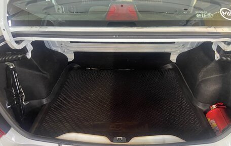 Renault Logan I, 2013 год, 700 000 рублей, 13 фотография