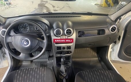 Renault Logan I, 2013 год, 700 000 рублей, 14 фотография