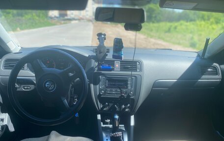 Volkswagen Jetta VI, 2014 год, 1 180 000 рублей, 16 фотография