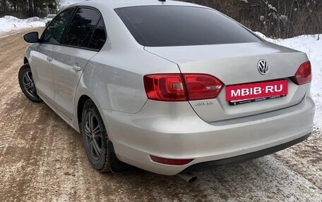 Volkswagen Jetta VI, 2014 год, 1 180 000 рублей, 4 фотография