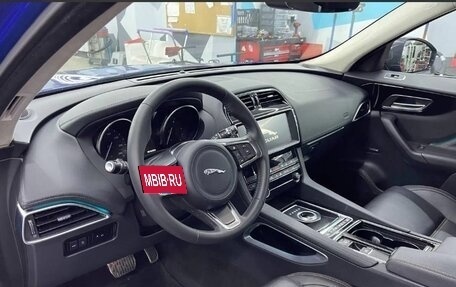 Jaguar F-Pace, 2018 год, 2 490 000 рублей, 12 фотография