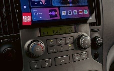 Hyundai Grand Starex Grand Starex I рестайлинг 2, 2011 год, 1 595 000 рублей, 15 фотография