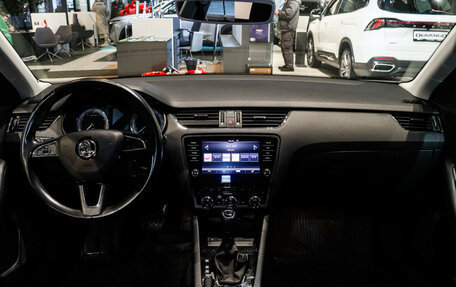 Skoda Octavia, 2018 год, 1 790 000 рублей, 18 фотография