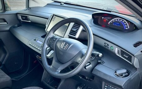 Honda Freed I, 2014 год, 1 050 000 рублей, 14 фотография