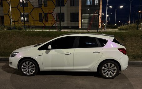 Opel Astra J, 2011 год, 650 000 рублей, 3 фотография