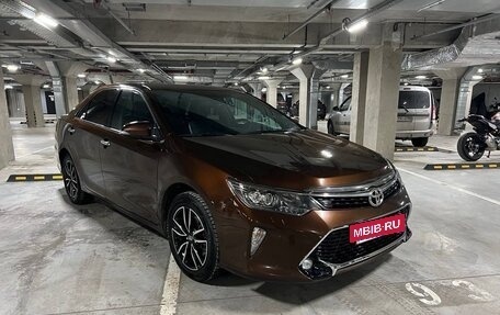 Toyota Camry, 2018 год, 2 150 000 рублей, 4 фотография