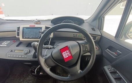 Honda Freed I, 2012 год, 1 250 000 рублей, 5 фотография