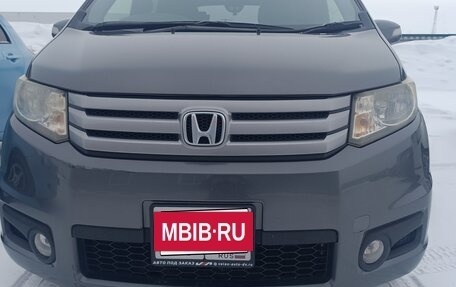 Honda Freed I, 2012 год, 1 250 000 рублей, 20 фотография