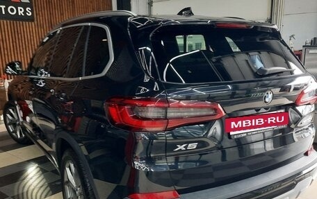 BMW X5, 2018 год, 6 500 000 рублей, 2 фотография