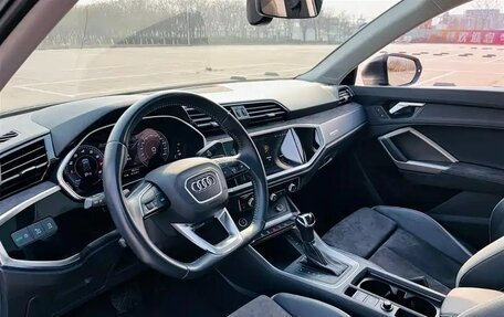 Audi Q3, 2022 год, 2 655 000 рублей, 9 фотография
