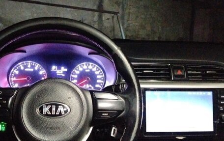KIA Rio IV, 2017 год, 1 100 000 рублей, 2 фотография