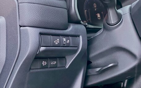 Toyota Land Cruiser Prado, 2024 год, 9 990 000 рублей, 13 фотография