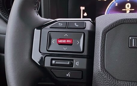 Toyota Land Cruiser Prado, 2024 год, 9 990 000 рублей, 16 фотография