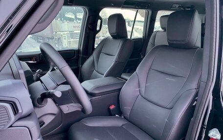 Toyota Land Cruiser Prado, 2024 год, 9 990 000 рублей, 10 фотография