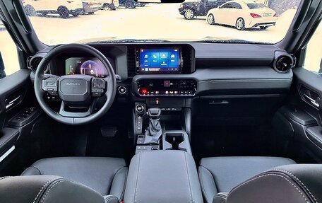 Toyota Land Cruiser Prado, 2024 год, 9 990 000 рублей, 22 фотография