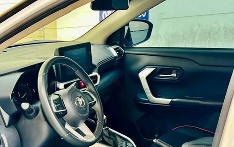 Toyota Raize I, 2022 год, 1 631 000 рублей, 11 фотография