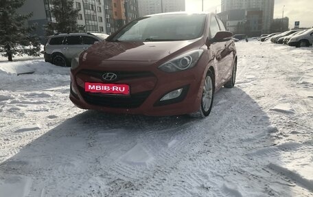 Hyundai i30 II рестайлинг, 2012 год, 850 000 рублей, 4 фотография
