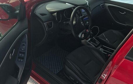 Hyundai i30 II рестайлинг, 2012 год, 850 000 рублей, 11 фотография