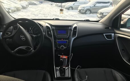 Hyundai i30 II рестайлинг, 2012 год, 850 000 рублей, 13 фотография