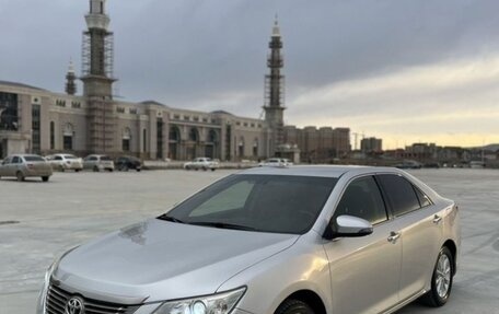 Toyota Camry, 2012 год, 1 630 000 рублей, 18 фотография