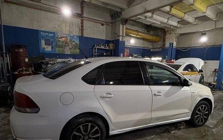 Volkswagen Polo VI (EU Market), 2012 год, 325 000 рублей, 4 фотография