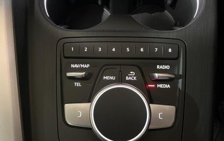 Audi A4, 2017 год, 1 490 000 рублей, 23 фотография